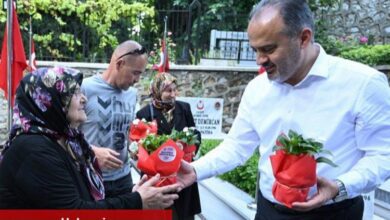 Şehitlikte bayram hüznü
