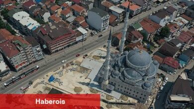 Altı otopark, üstü meydan