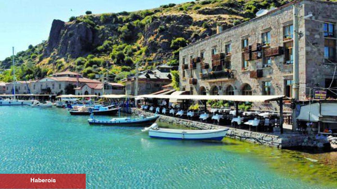 Assos nerede? Assos'ta gezilecek yerler neler? Assos'ta nereye gidilir? Assos'a nasıl gidilir?