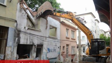 Bursa Osmangazi'de metruklar huzur için yıkılıyor