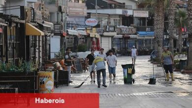 Didim'de temizlik ekiplerinden sabah mesaisi 