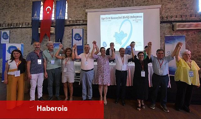 Ege Kent Konseyleri Birliği 4 Genel Kurulu toplantısı Tarihi Havagazı Fabrikasında gerçekleşti. - Haberois Ege Kent Konseyleri Birliği 4 Genel Kurulu toplantısı Tarihi Havagazı Fabrikasında gerçekleşti.
