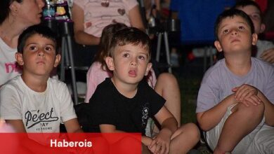 İznik'te Açık Hava Sinemasına Miniklerden Yoğun İlgi