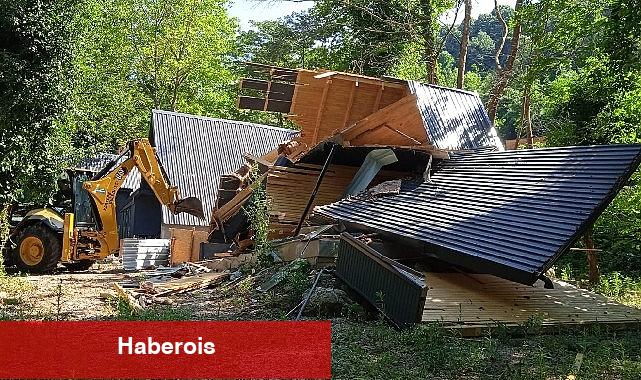 Kartepe'de Kaçak bungalov yapılar yıkıldı - Haberois Kartepe'de Kaçak bungalov yapılar yıkıldı