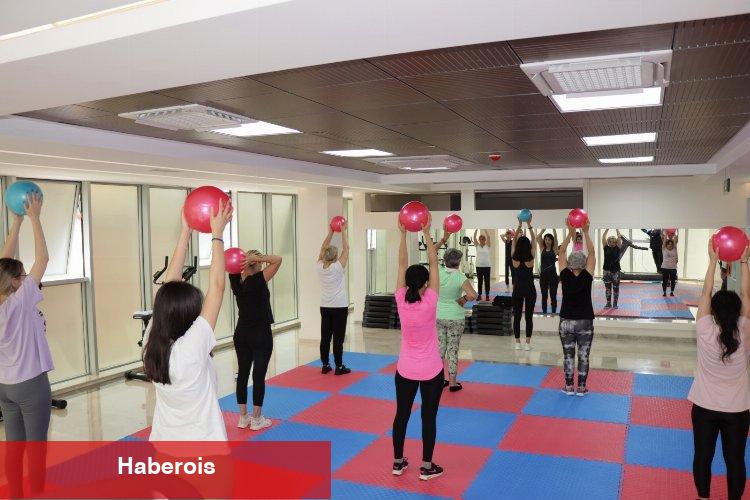 Kuruçeşme'de kadınlar stresi sporla atıyor - Haberois Kuruçeşme'de kadınlar stresi sporla atıyor