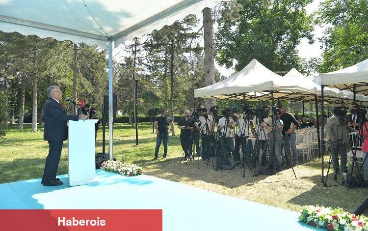 Memduh Büyükkılıç Ankara ziyaretini değerlendirdi - Haberois Memduh Büyükkılıç Ankara ziyaretini değerlendirdi