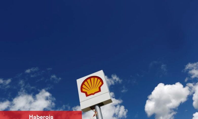 Shell, kârı düşse de hisse geri alımını artırma sözü verdi