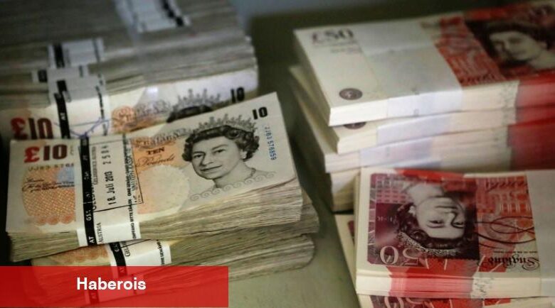Sterlin, dolar karşısında son 15 ayın zirvesinde seyrediyor