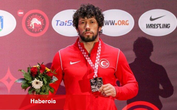 Ulusal güreşçi Selçuk Can, Macaristan'da bronz madalya kazandı - Haberois Ulusal güreşçi Selçuk Can, Macaristan'da bronz madalya kazandı