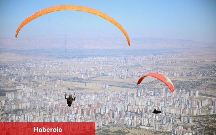 Ali Dağı'nda Yamaç Paraşütü heyecanı - Haberois Ali Dağı'nda Yamaç Paraşütü heyecanı