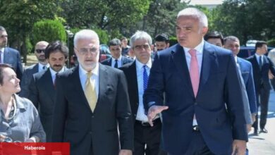 Bakan Nuri Ersoy'dan Tamer Karadağlı'ya manalı ziyaret!