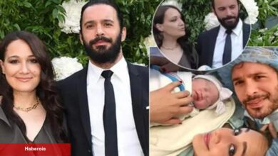 Barış Arduç ile Gupse Özay'ın kızları Jan Asya birinci sefer görüntülendi! Ailece deniz keyfi