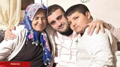 CZN Burak, Taha Duymaz'ın annesini ziyaret etti!