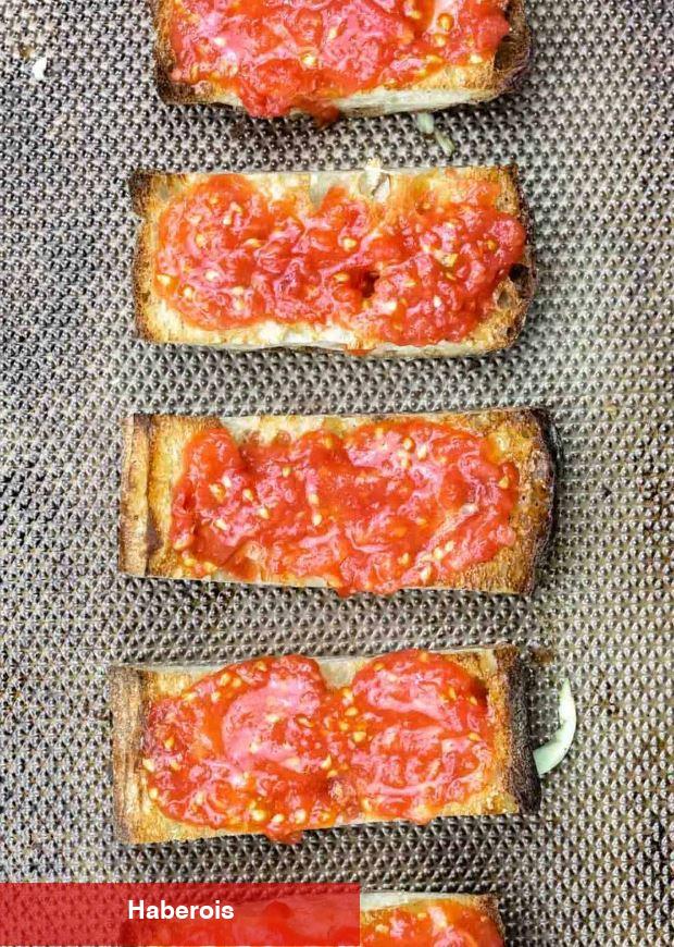 İspanyol mutfağının vazgeçilmez tarifi! Pan con tomate nasıl yapılır? Domatesli ekmek tanımı - Haberois İspanyol mutfağının vazgeçilmez tarifi! Pan con tomate nasıl yapılır? Domatesli ekmek tanımı