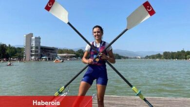 Kürek sporunun "altın" kızı: Elis Özbay