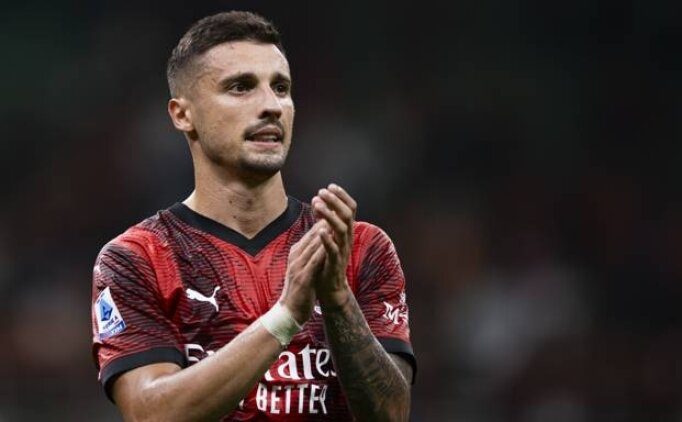 Lyon'dan Rade Krunic için teklif! - Haberois Lyon'dan Rade Krunic için teklif!