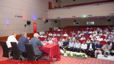Memduh Büyükkılıç Develi'de muhtarlarla buluştu