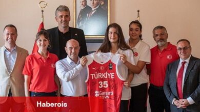 Milli takım oyuncularından Başkan Soyer'e kupa sözü