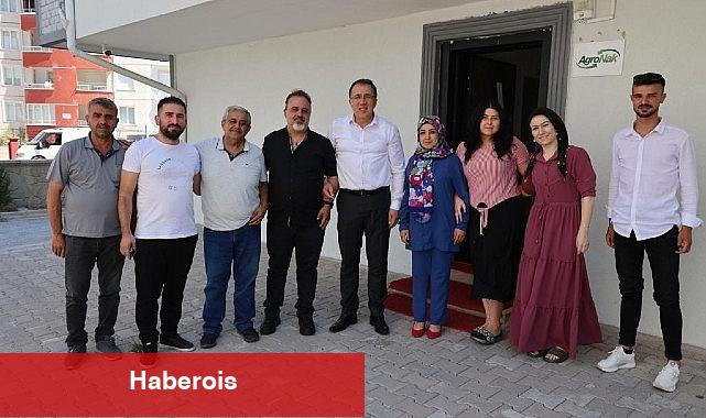 Nevşehir Belediye Başkanı Dr. Mehmet Savran, hafta sonu esnaf ve ev ziyaretleri gerçekleştirdi - Haberois Nevşehir Belediye Başkanı Dr. Mehmet Savran, hafta sonu esnaf ve ev ziyaretleri gerçekleştirdi