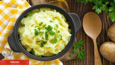 Patates püresini 10 kat lezzetli yapacak tarif! Konutta pürüzsüz patates püresi nasıl yapılır? - Haberois Patates püresini 10 kat lezzetli yapacak tarif! Konutta pürüzsüz patates püresi nasıl yapılır?