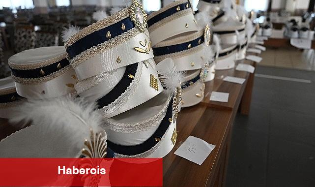 Sünnet çocuklarının kıyafetleri dağıtılıyor