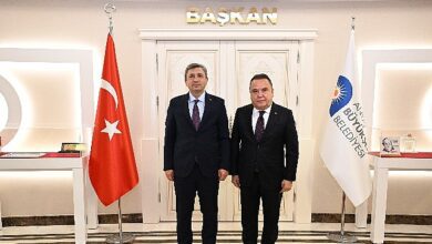 Vali Şahin'den Başkan Böcek'e iade-i ziyaret - Haberois Vali Şahin'den Başkan Böcek'e iade-i ziyaret
