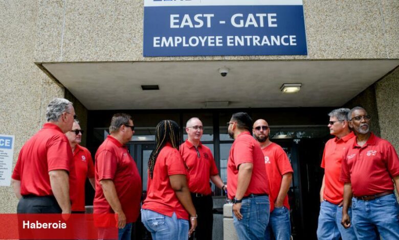 Auto Strike, Detroit'in Büyük 3'ünü Kapatmakla Tehdit Ediyor