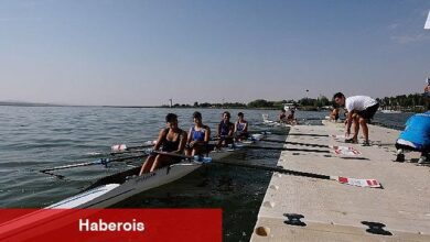 Başkent gençlerin kürek yarışlarına sahne oldu - Haberois Başkent gençlerin kürek yarışlarına sahne oldu