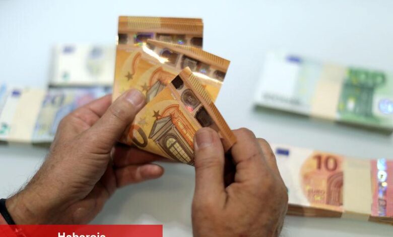 Haftanın son işlem gününde döviz piyasaları