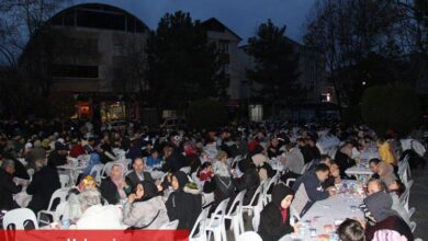 Ayar ailesi 1500 kişiyi iftarda ağırladı