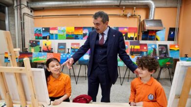 Bakan Tekin, “Velilerin Okula Girmesini İstemiyoruz”