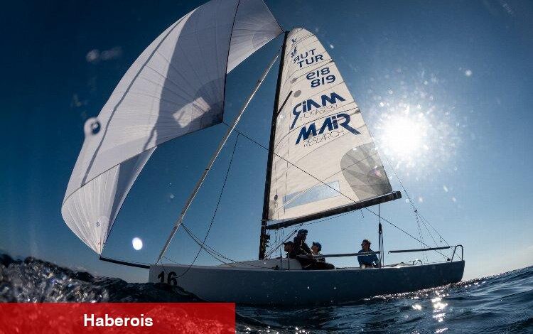 Bodrum'da yelkenler kış serisi için şişti - Haberois Bodrum'da yelkenler kış serisi için şişti