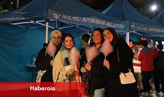 Büyükşehir'den iftar sonrası ikramlar - Haberois Büyükşehir'den iftar sonrası ikramlar