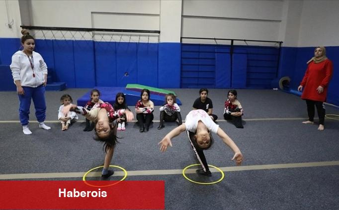 Elazığ'da 4 yılda spor yatırımlarıyla lisanslı atlet sayısı 15 bine ulaştı - Haberois Elazığ'da 4 yılda spor yatırımlarıyla lisanslı atlet sayısı 15 bine ulaştı