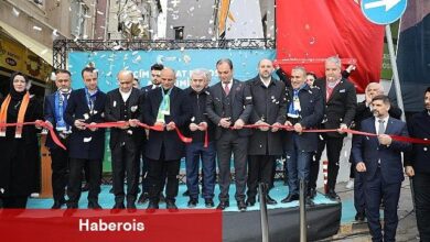 Hereke Şener Söğüt'ü bağrına bastı