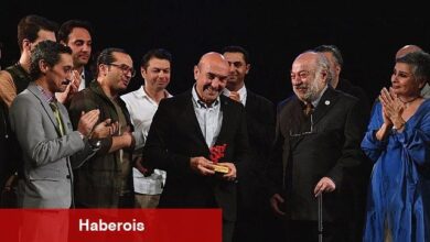 İzmir Şehir Tiyatrosu sanatçılarından Başkan Soyer'e teşekkür "Türk tiyatrosunda tarih yazdınız Sayın Başkan"