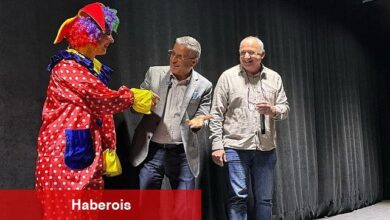 "Kemer'de hem tiyatro hem sinema var"
