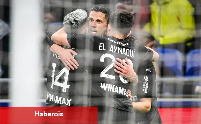 Lens, Lyon'u deplasmanda perişan etti!