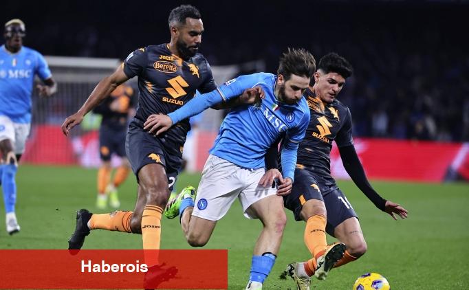 Napoli, alanında 2 puan bıraktı!