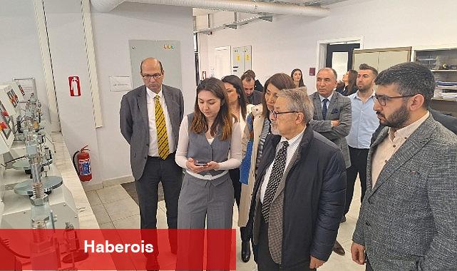 Prof. Dr. Naci Görür İzmir'deki yapı ve zemin laboratuvarını ziyaret etti - Haberois Prof. Dr. Naci Görür İzmir'deki yapı ve zemin laboratuvarını ziyaret etti