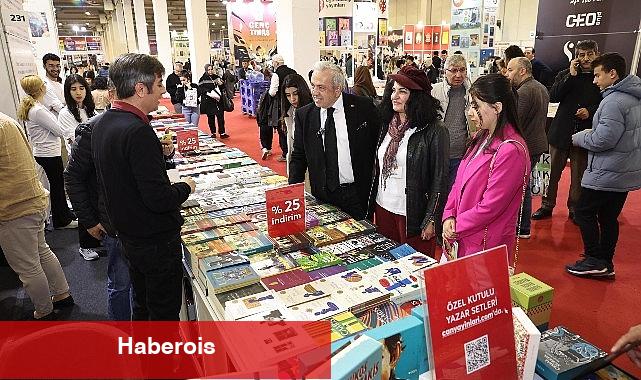 Şadi Özdemir'den çocuklara "Kitap okuyun" tavsiyesi - Haberois Şadi Özdemir'den çocuklara "Kitap okuyun" tavsiyesi