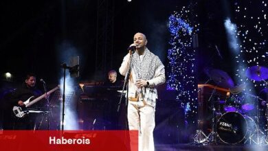 Ünlü şarkıcı Maher Zain, en güzel ilahilerini Osmangazi Meydanı'nda söyledi