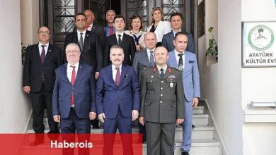 Atatürk'ün Edremit'e gelişinin 90. yıldönümü kutlandı - Haberois Atatürk'ün Edremit'e gelişinin 90. yıldönümü kutlandı