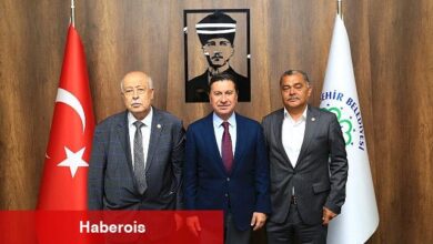 Başkan Aras'tan Muhtarları Birleştiren Hamle