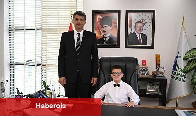 Başkan Kocaman Koltuğu Muhammet'e Devretti - Haberois Başkan Kocaman Koltuğu Muhammet'e Devretti