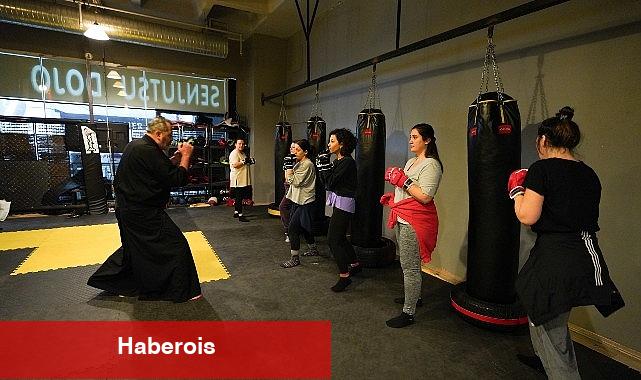 Beylikdüzü Belediyesi, ilçedeki kadınların mental ve fiziksel güçlenmeleri amacıyla öz savunma eğitimleri düzenliyor