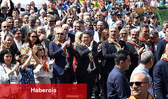 Bursa'nın fethinin 698. yılı coşkuyla kutlandı - Haberois Bursa'nın fethinin 698. yılı coşkuyla kutlandı
