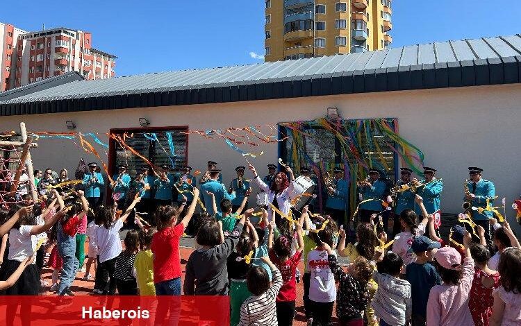 Büyükşehirin çocuk kütüphanesinde “23 Nisan” coşkusu - Haberois Büyükşehirin çocuk kütüphanesinde “23 Nisan” coşkusu