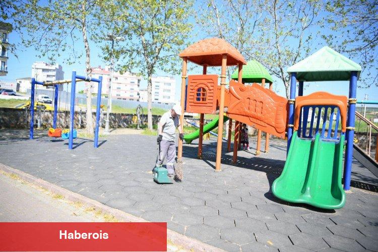 Çayırova’daki parklarda temizlik çalışmaları sürüyor - Haberois Çayırova’daki parklarda temizlik çalışmaları sürüyor