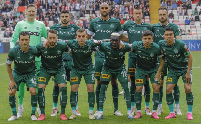Fenerbahçe maçı öncesi Konyaspor'da iki cezalı